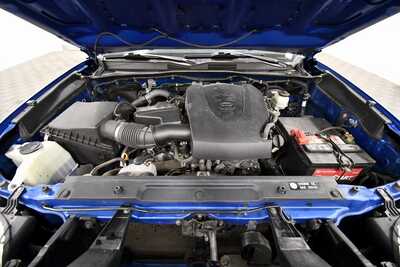 2017 Toyota Tacoma, $24499. Photo 12