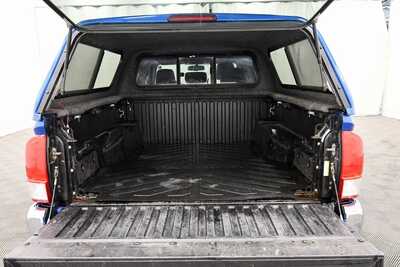 2017 Toyota Tacoma, $24499. Photo 7