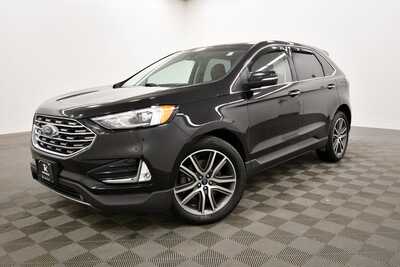 2019 Ford Edge, $17995. Photo 2