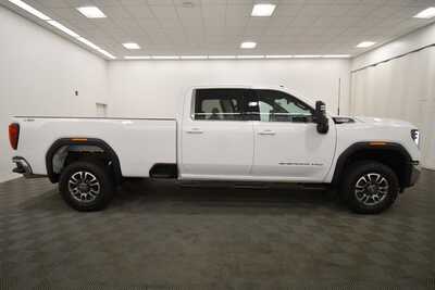 2024 GMC 3500 Crew Cab, $49599. Photo 8