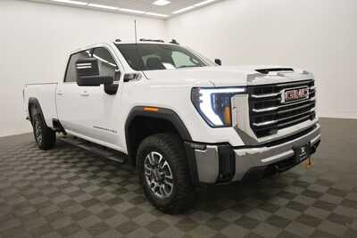 2024 GMC 3500 Crew Cab, $49599. Photo 9