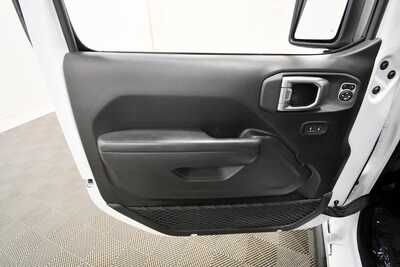 2024 Jeep Wrangler, $37825. Photo 12