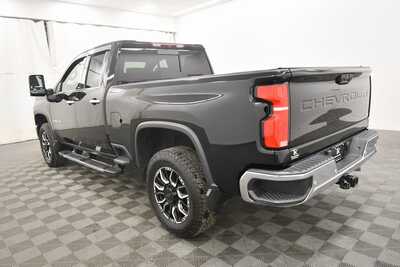 2024 Chevrolet 2500 Ext Cab, $55499. Photo 5