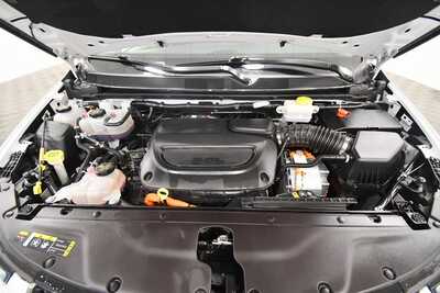 2024 Chrysler Pacifica, $25999. Photo 12