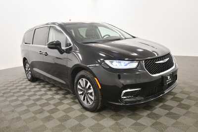 2024 Chrysler Pacifica, $25999. Photo 10