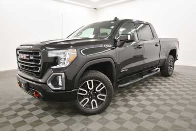 2021 GMC 1500 Crew Cab, $39999. Photo 2