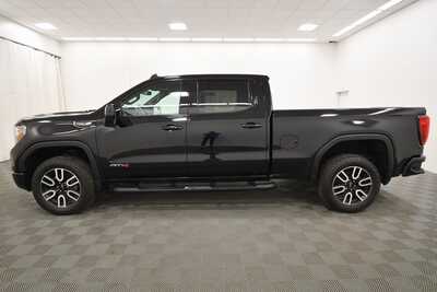 2021 GMC 1500 Crew Cab, $39999. Photo 4