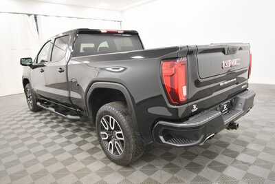 2021 GMC 1500 Crew Cab, $39999. Photo 5