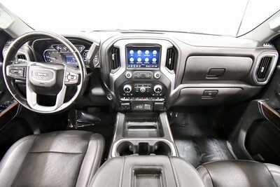 2021 GMC 2500 Crew Cab, $49499. Photo 3