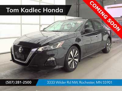 2021 Nissan Altima, $19009. Photo 1