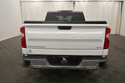 2022 Chevrolet 1500 Crew Cab, $40499. Photo 6