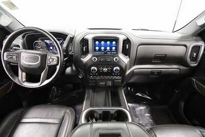 2022 GMC 2500 Crew Cab, $59999. Photo 3