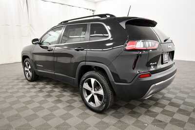 2022 Jeep Cherokee, $25499. Photo 4