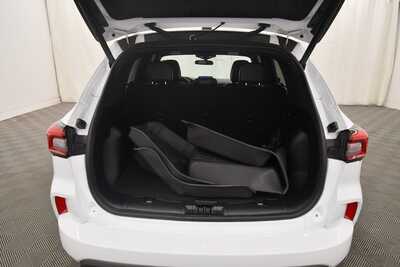 2023 Ford Escape, $21999. Photo 7