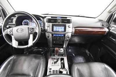 2018 Toyota 4Runner, $29999. Photo 3