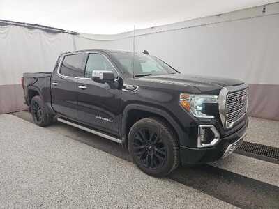 2020 GMC 1500 Crew Cab, $38086. Photo 2