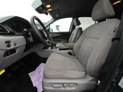 2020 Honda Pilot, $24228. Photo 3