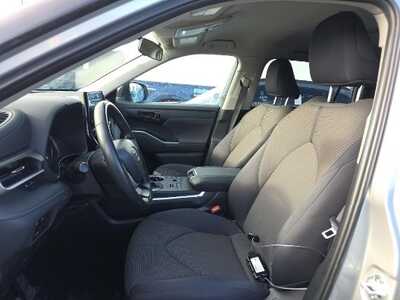 2024 Toyota Highlander, $32999. Photo 3