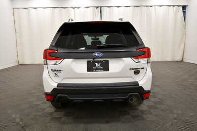 2023 Subaru Forester, $29499. Photo 5