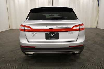2018 Lincoln MKX, $16499. Photo 6