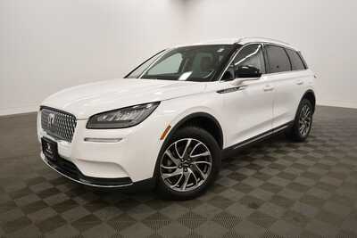 2021 Lincoln Corsair, $21999. Photo 2