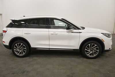 2021 Lincoln Corsair, $21999. Photo 9