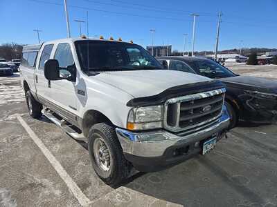 2003 Ford F350 Crew Cab, $27999. Photo 2