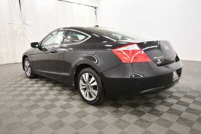 2009 Honda Accord, $9495. Photo 4