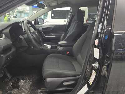 2024 Toyota RAV4, $26729. Photo 3