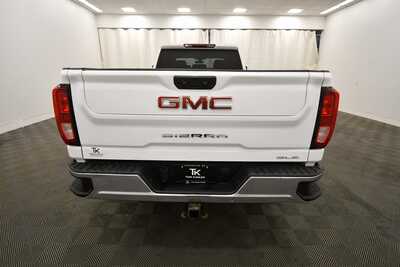 2023 GMC 2500 Crew Cab, $47629. Photo 5