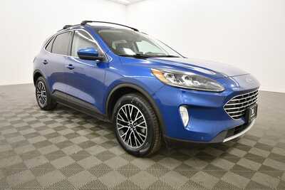 2022 Ford Escape, $21795. Photo 10