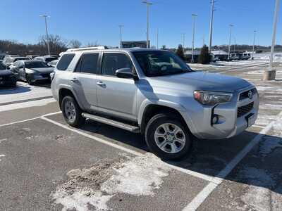 2016 Toyota 4Runner, $21499. Photo 2