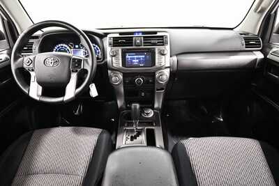 2016 Toyota 4Runner, $20795. Photo 3