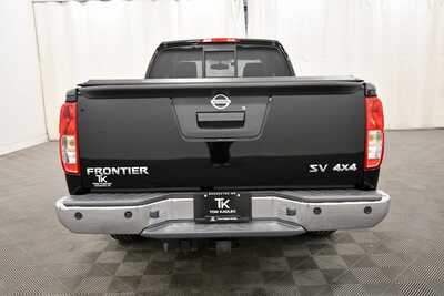 2017 Nissan Frontier, $19795. Photo 6