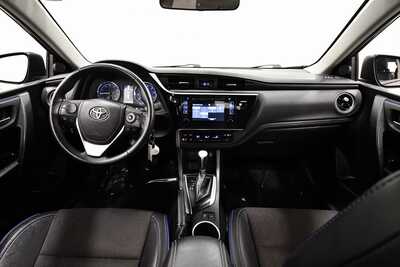 2017 Toyota Corolla, $14999. Photo 3