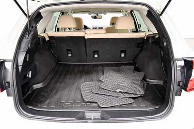 2018 Subaru Outback, $13885. Photo 7