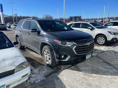 2019 Chevrolet Traverse, $13999. Photo 2