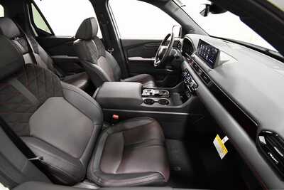 2026 Honda Pilot, $53759. Photo 7