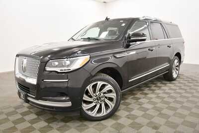 2023 Lincoln Navigator L, $59699. Photo 2