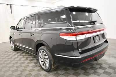 2023 Lincoln Navigator L, $59699. Photo 5
