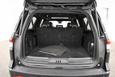 2023 Lincoln Navigator L, $59699. Photo 7