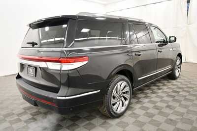 2023 Lincoln Navigator L, $59699. Photo 8