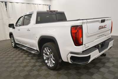 2021 GMC 1500 Crew Cab, $39802. Photo 5