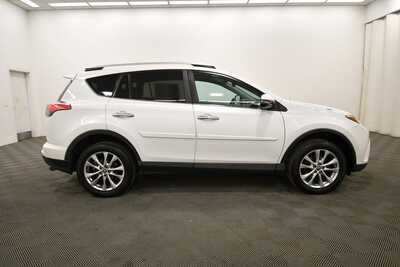 2016 Toyota RAV4, $14995. Photo 9
