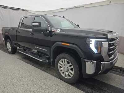 2024 GMC 2500 Crew Cab, $57999. Photo 2
