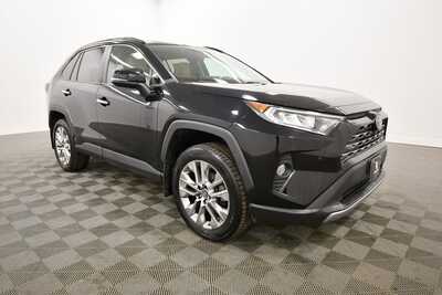 2019 Toyota RAV4, $26885. Photo 10