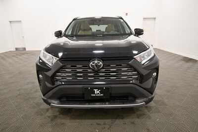 2019 Toyota RAV4, $26885. Photo 11