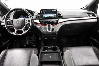 2025 Honda Odyssey, $39795. Photo 3