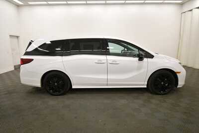 2025 Honda Odyssey, $39795. Photo 9