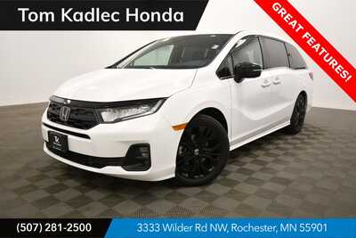 2025 Honda Odyssey, $39795. Photo 1